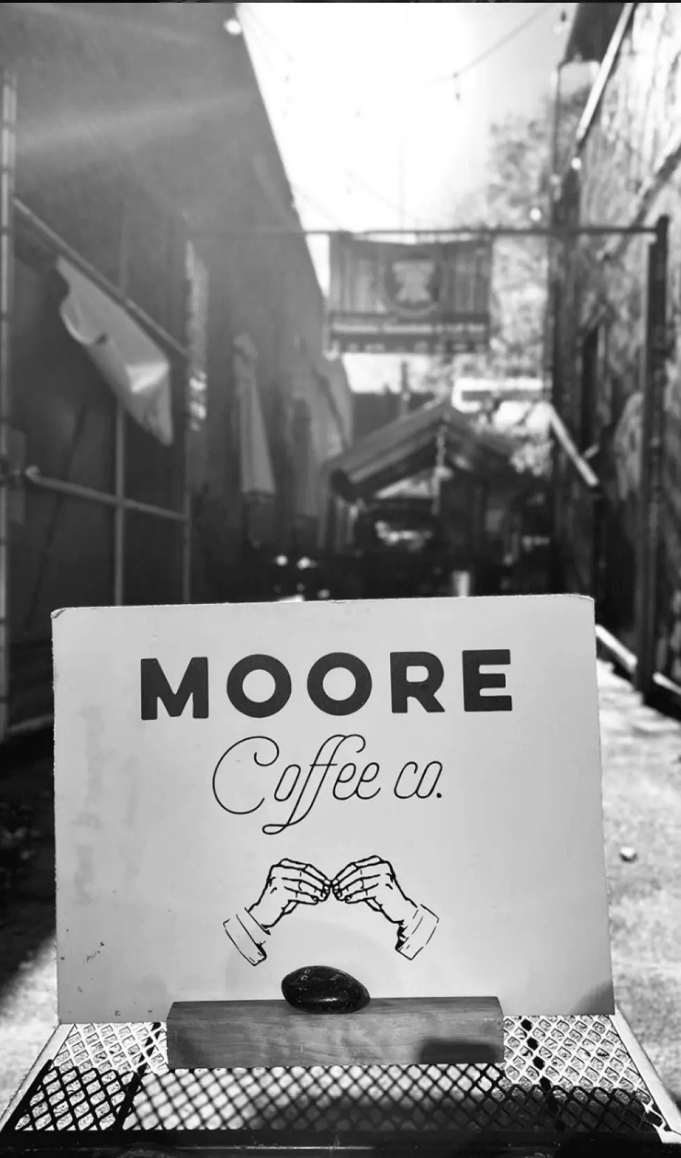 moore alley sign